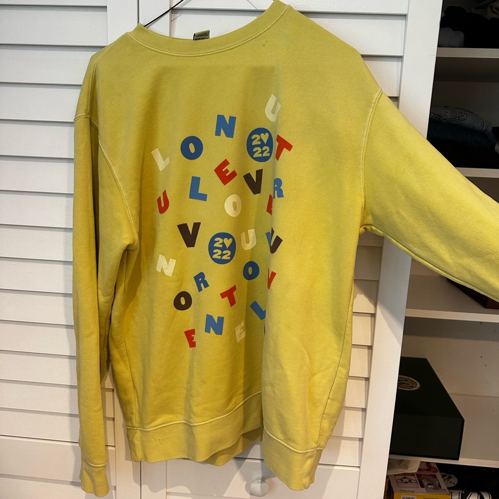 Yellow Love On Tour Harry styles crewneck